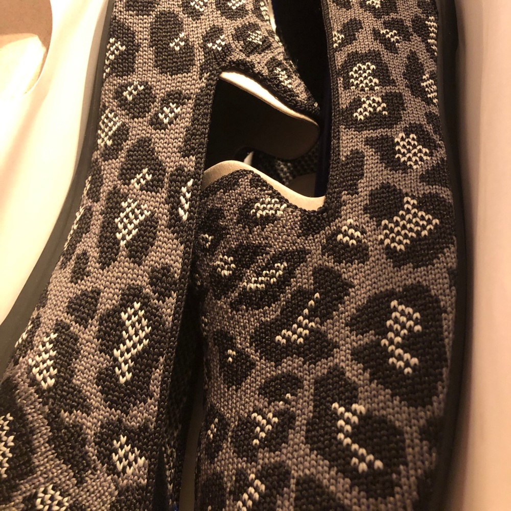 Nordstrom Rothys 9.5 Smoke spot Loafer
